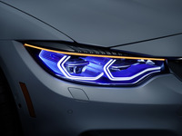 【CES15】BMW M4 に最新レーザーライト技術投入…ナビ連携で照射を調整 画像