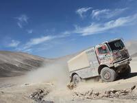 【ダカール15】日野、2号車がトラック部門総合23位に浮上 画像