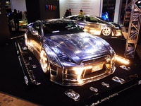 【東京オートサロン15】高級カトラリーの輝き…Kuhlのクールな GT-R は 3900万円 画像