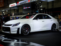 【東京オートサロン15】トヨタ マークX GRMN…6速MTの限定車［詳細画像］ 画像