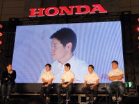 【東京オートサロン15】突っ込み合いの連続で観客も爆笑…ホンダ GTドライバー トークショー 画像