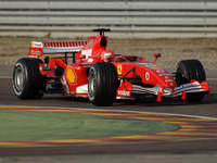 シューマッハ「フェラーリ・イズ・バック」 画像