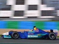 F1テスト最終日、シルバースト-ンは3日連続の雨で困った! 画像