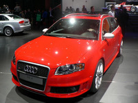 【ジュネーブモーターショー06】アウディ RS4 アバント …速い 美しい 機能的 画像