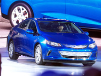 【デトロイトモーターショー15】次世代 VOLT は2015年末に発売…加速も航続距離も大幅アップ 画像