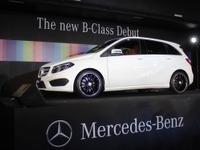 【メルセデスベンツ Bクラス 改良新型】S・Cクラス の流れ汲み、よりスポーティな内外装に 画像