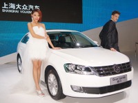【新聞ウォッチ】中国・上海モーターショーに異変!?　女性コンパニオンの演出「禁止令」 画像