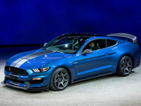 【デトロイトモーターショー15】最強のマスタング、シェルビー GT 350 に「R」…サーキット仕様が登場 画像