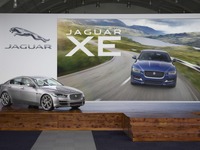【デトロイトモーターショー15】ジャガー の小型スポーツセダン XE 、北米デビュー…340psスーパーチャージャー 画像