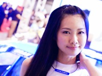 【東京オートサロン15】コンパニオン…ファルケン 画像
