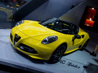 【デトロイトモーターショー15】アルファロメオ 4Cスパイダー…市販版がついに登場［詳細画像］ 画像