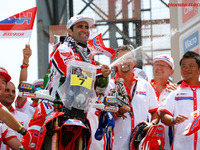 【ダカール15】ホンダ、ゴンサルヴェス選手が総合2位、サンツ選手は女性史上最高位の9位 画像