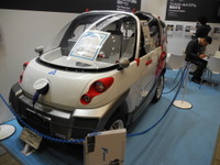 【オートモーティブワールド15】川崎市のベンチャー、16年からタイで超小型EVを生産販売 画像