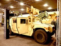 【デトロイトモーターショー15】説明は一切なし！　US ARMYが車両展示 画像