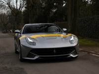フェラーリ F12 ベルリネッタ に特別モデル…ツール・ド・フランスの栄光を再現 画像