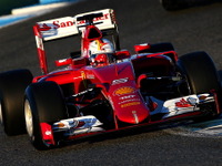 【F1】ヘレス合同テスト初日はフェラーリのベッテルがトップ…マクラーレン・ホンダも走行 画像