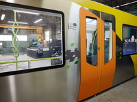 次世代鉄道車両のコンセプト・モックアップ、J-TRECが日本初公開 画像
