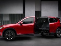 マツダ のスーパーボウル CM、CX-5 が手品で真っ二つ?!［動画］ 画像