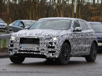 レクサス、ポルシェ、アウディの牙城を崩せるか…ジャガー初のSUV「F Pace」 画像