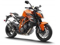 KTM 1290スーパーデュークR、2015年モデル発売…導入時期を繰り上げ 画像