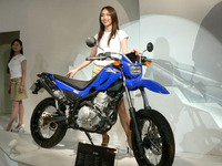 【東京モーターサイクルショー06】写真蔵…ヤマハ 画像