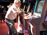 「スペースインベーダー」など80年代アーケードゲームにアメリカ人が大喜び 画像