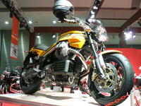 【東京モーターサイクルショー06】写真蔵…モトグッツィ 画像