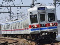 京成の「赤電」3300形が引退…臨時特急『成田山号』運転 画像