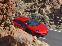 発表直前、ランボルギーニ アヴェンタドール SV! CM撮影現場に潜入 画像