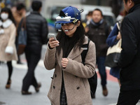 JAF、ながらスマホの危険性を検証…実験動画をウェブで公開 画像