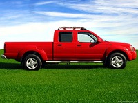 【ニューヨークショー2001速報】日産の人気ピックアップにロング仕様 画像