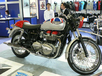 【東京モーターサイクルショー06】写真蔵…トライアンフ 画像