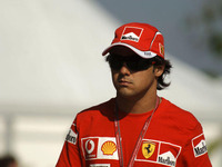 厳しい状況の中でサンマリノに挑むマッサ 画像