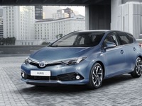 【ジュネーブモーターショー15】トヨタ オーリス に改良新型…表情チェンジ 画像