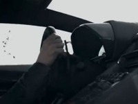 【ジュネーブモーターショー15】ランボルギーニ、「危険な」新型車を予告…アヴェンタドール の高性能版か 画像