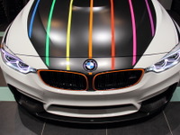 BMW M4、世界23台の限定モデルを日本公開…DTMチャンピオン記念 画像