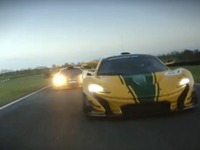 マクラーレン P1 にGTR、伝説のレーシングカーとランデブー走行［動画］ 画像