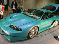 【東京スペシャルインポートカーショー06】未確認カスタムオーディオマシン登場!? 画像