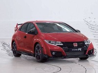 ホンダ シビック タイプR 新型、市販モデルを先行公開…ポーランド 画像