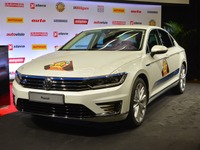 WCOTY、最終選考3台発表…Cクラス / パサート / マスタングの争いに 画像