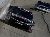 【NASCARスプリントカップ 第2戦】トヨタ カムリ 苦戦、ケンゼスが5位フィニッシュ 画像