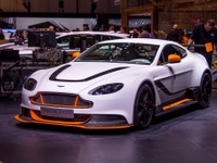 【ジュネーブモーターショー15】アストンマーティン ヴァンテージ「GT3」をお披露目…レースイメージをアピール 画像