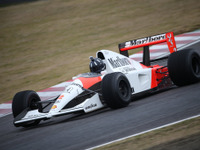 【鈴鹿ファン感謝デー15】ヒル、アレジ、中嶋が往年のマクラーレン・ホンダで登場 画像