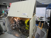 【埼玉サイクルエキスポ15】英国製の自転車専用倉庫、日本人のアイデアを活かして製作 画像