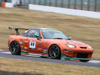 【鈴鹿ファン感謝デー15】MotoGP・8耐・D1・スーパー耐久のマシンが疾走［写真蔵］ 画像