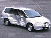 【新聞ウォッチ】国土交通省の安全性能試験で“烙印”を押された2車種 画像