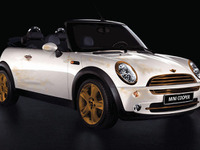 世界に一台のDIESEL仕様のMINI…チャリティオークションも 画像