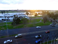 【F1オーストラリアGP】湖畔の公道に響くエキゾースト、セレブは5つ星ホテルで“鑑賞”［フォトレポート］ 画像