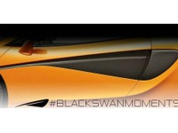 【ニューヨークモーターショー15】マクラーレン新型車、カーボン製ドアが見えた…スポーツ・シリーズ 画像