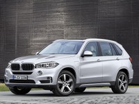 BMW X5 新型にPHV、市販版を発表…燃費は30.3km/リットル 画像